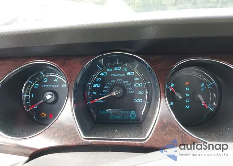 2010 Ford Taurus Limited z USA, uszkodzony, nr VIN 1FAHP2FW0AG118800